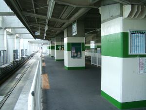 2·3번선 홈（2008년 10월）