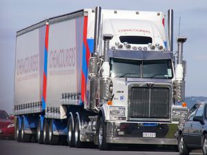 웨스턴 스타 트럭 4864 로드 트레인