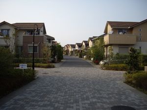 역 주변 주택가