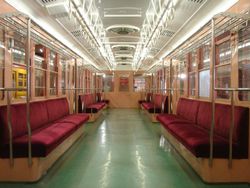 영단 300형 전동차 301호의 차내