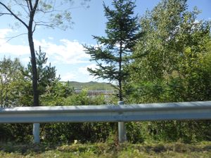 권하구안에 새롭게 건설된 다리