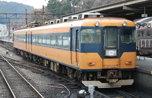 16000계 전동차 (2012년 4월)