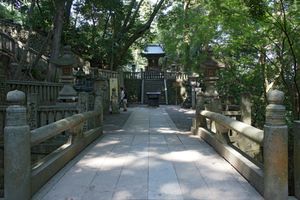 렌리아이바시(連籬橋), 마스카진자(真須賀神社)