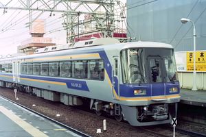 등장 시의 도장(회사 마크・"NANKAI" 문자는 로고 제정 전의 것)