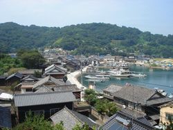 마나베시마의 중심 지구 혼우라