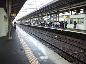 승강장 (2, 3번 승강장)