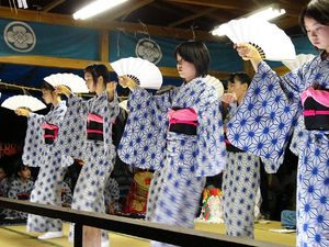 도쿠야마의 본 춤「히야이」