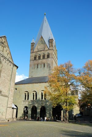 성 파트로클리 성당의 교회 탑