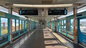 난코히가시 역 플랫폼