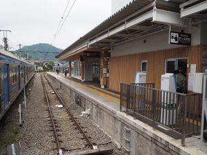 승강장 (2016년 5월)