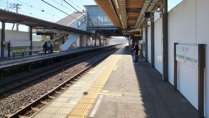 1번 승강장 홈 (2023년 12월)