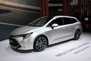 카롤라 투어링 스포츠※이미지는 유럽 사양