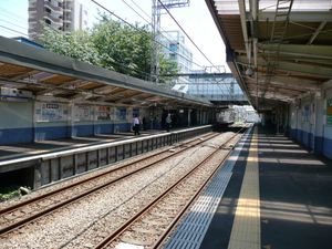 승강장 (2012년 5월)