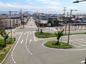 남쪽 출구 역 앞