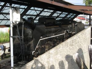 미요타 정 교통 기념관에 전시된 D51-787호기 증기 기관차