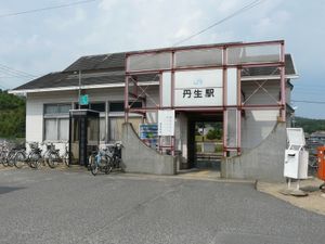 구 역 건물 (2007년 7월)