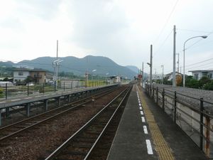 승강장 (2007년 7월, 단생 방면)