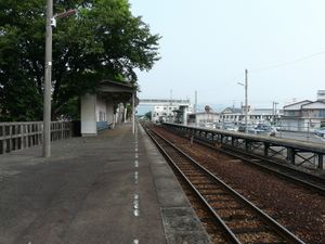 플랫폼 (2007년, 요시나리 방면)