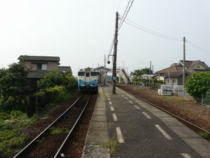 나루토선 홈 (아와오타니 방면)