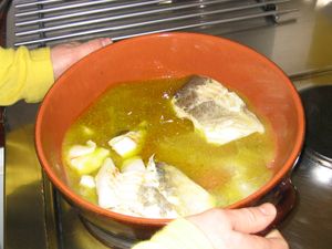 바칼라오 알 필 필. 바스크 요리