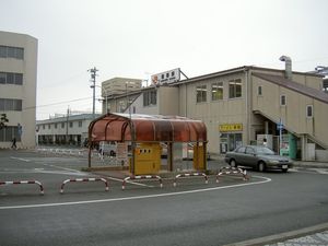 북쪽 출구 임시 역사 (2005년 7월)