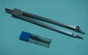 제도용 중 컴퍼스