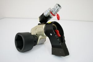 유압 토크 렌치