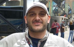 2008년 4월 행사의 화가 시모네 비앙키.