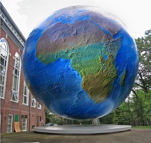 밥슨 글로브(The Babson Globe)