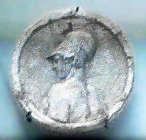 바그람의 석고 몰드. 그리스 병사를 그림