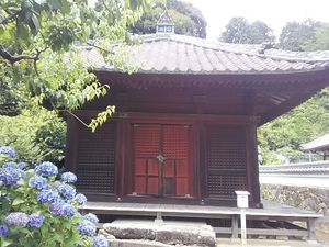 마쓰다이라 다다토시의 묘(고다정 혼코지)