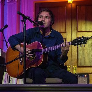 다니엘 로슨(보컬, 기타)