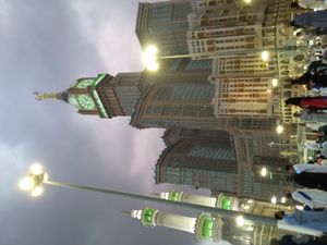 해질녘의 시계탑