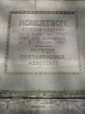 로베르의 묘지, 파리, 프랑스