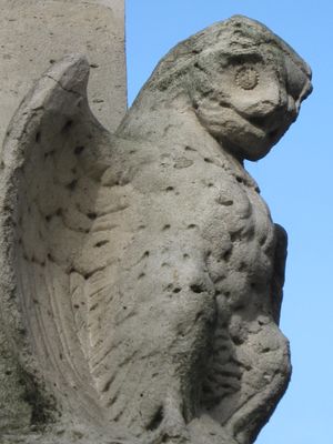 로베르 묘지 세부 묘사