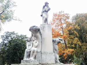 미셸 세르베 기념비(1908-1911), 비엔 (이제르), 공원