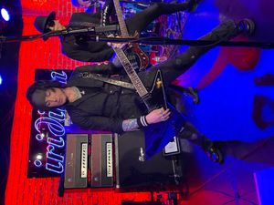 에이스 본 존슨(기타) 2023년