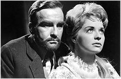 《프로이트》의 몽고메리 클리프트와 수자나 요크