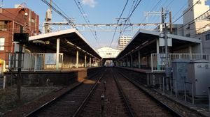 2017년 1월 서쪽 건널목에서 본 플랫폼