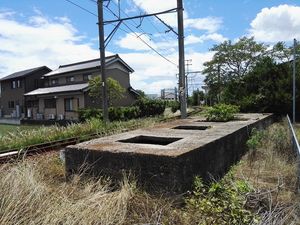 후쿠치역의 분뇨 저장조 유구