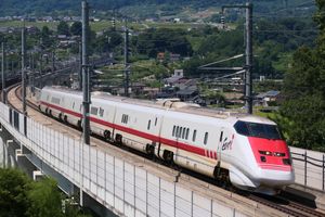 검측 주행 중인 "East i"