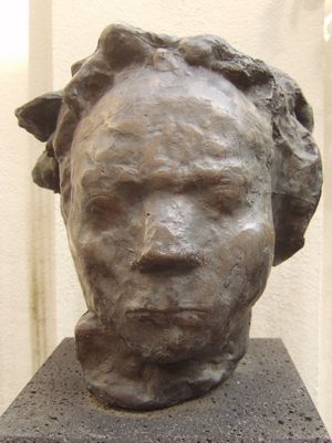 레온 콘스탄티노비치 라자레프 (1981)