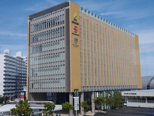 어드밴스 스퀘어 가리야