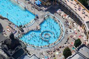 정면 왼쪽 뒤쪽 부감