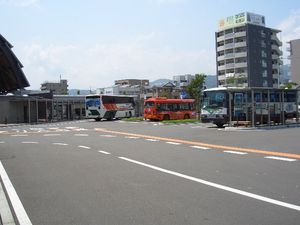 북쪽 출구 버스 터미널