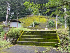 역 출입구 (2023년 6월)