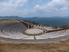 야외음악광장 테아트론