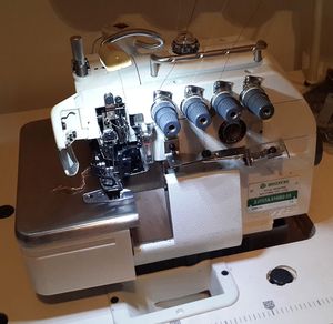 Zoje 5 콘 산업용 오버로커