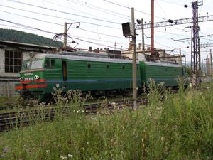 볼로베츠에 정차하는 {{lang 전기 기관차