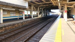 역 승강장 (2023년 1월)